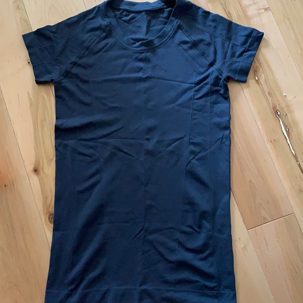 Oiselle fitted old school top
